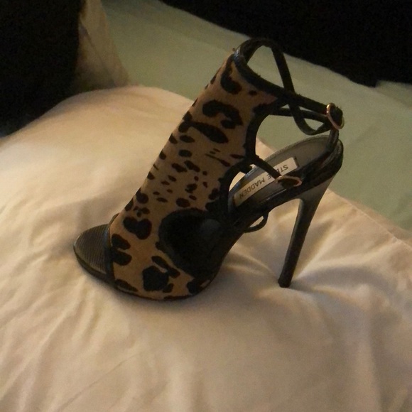 Shoes - Picture 2 of 2
